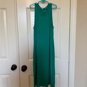 Green Sleeveless Dress